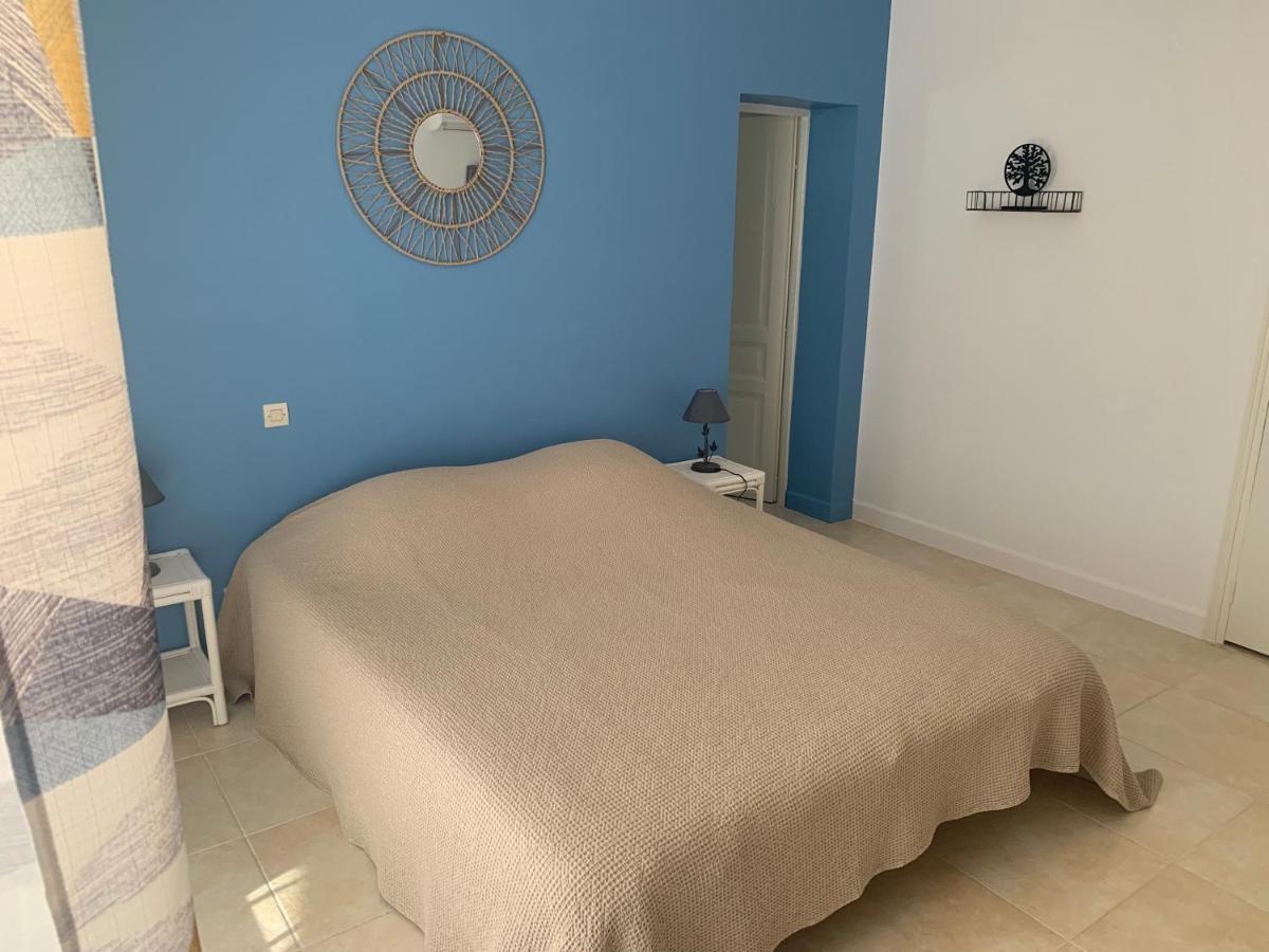 Hotel Les Palmiers Le Muy Zewnętrze zdjęcie