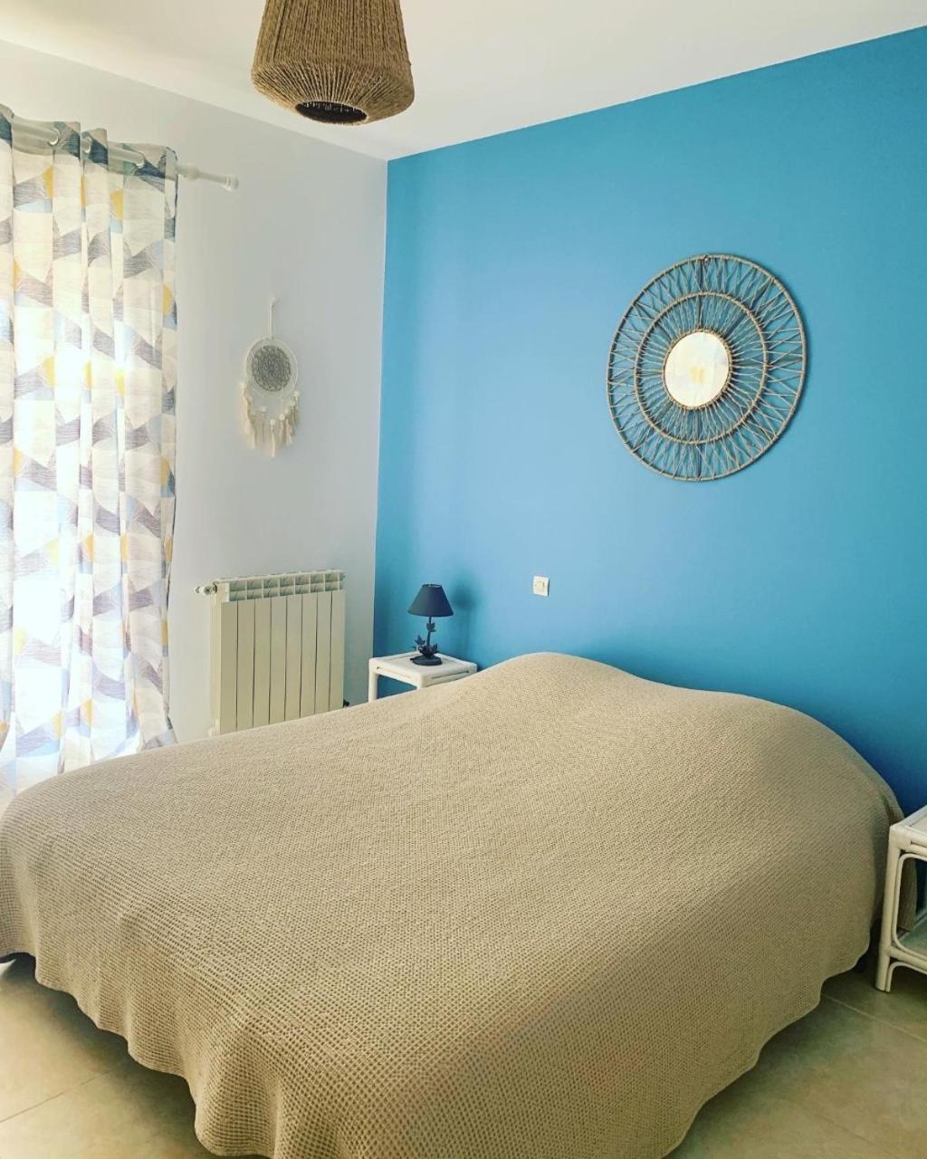 Hotel Les Palmiers Le Muy Zewnętrze zdjęcie